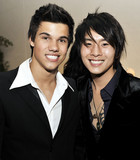 Taylor Lautner : taylor_lautner_1293864183.jpg