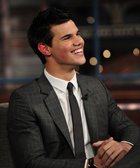 Taylor Lautner : taylor_lautner_1295483000.jpg