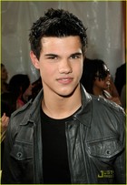 Taylor Lautner : taylor_lautner_1303534952.jpg