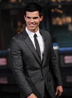 Taylor Lautner : taylor_lautner_1303943980.jpg