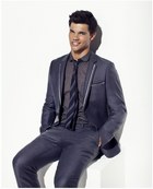 Taylor Lautner : taylor_lautner_1307459248.jpg