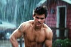 Taylor Lautner : taylor_lautner_1310245330.jpg