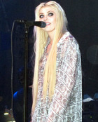 Taylor Momsen : taylor-momsen-1333648033.jpg