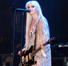 Taylor Momsen : taylor-momsen-1333648056.jpg