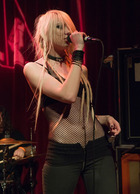 Taylor Momsen : taylor-momsen-1333649114.jpg