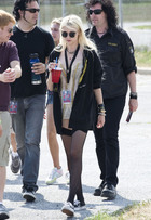 Taylor Momsen : taylor-momsen-1333759426.jpg