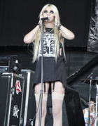 Taylor Momsen : taylor-momsen-1333906214.jpg