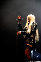 Taylor Momsen : taylor-momsen-1334072628.jpg