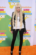 Taylor Momsen : taylor-momsen-1334171478.jpg