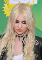 Taylor Momsen : taylor-momsen-1334171501.jpg