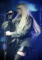 Taylor Momsen : taylor-momsen-1335808072.jpg