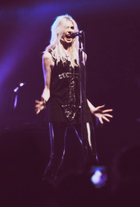 Taylor Momsen : taylor-momsen-1379804342.jpg