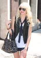 Taylor Momsen : taylor-momsen-1396793916.jpg