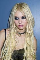 Taylor Momsen : taylor-momsen-1400438784.jpg