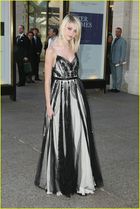 Taylor Momsen : taylor_momsen_1211509416.jpg