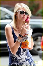 Taylor Momsen : taylor_momsen_1218599576.jpg