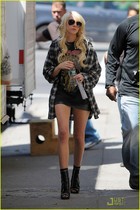 Taylor Momsen : taylor_momsen_1252121803.jpg