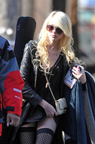 Taylor Momsen : taylor_momsen_1265914467.jpg