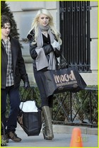 Taylor Momsen : taylor_momsen_1266937722.jpg