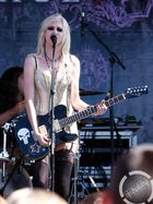 Taylor Momsen : taylor_momsen_1278982000.jpg