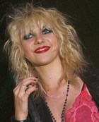 Taylor Momsen : taylor_momsen_1279397105.jpg