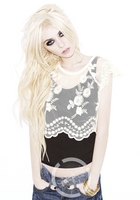 Taylor Momsen : taylor_momsen_1282583692.jpg