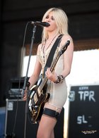 Taylor Momsen : taylor_momsen_1282584467.jpg