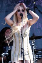 Taylor Momsen : taylor_momsen_1284247039.jpg