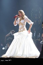 Taylor Swift : taylor-swift-1391539895.jpg