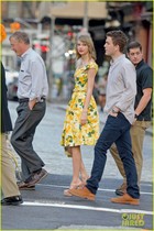 Taylor Swift : taylor-swift-1403043749.jpg