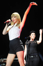 Taylor Swift : taylor-swift-1413391466.jpg