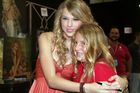 Taylor Swift : taylor_swift_1212961616.jpg