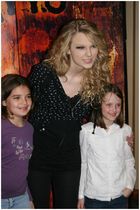 Taylor Swift : taylor_swift_1214936293.jpg