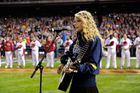 Taylor Swift : taylor_swift_1225335978.jpg