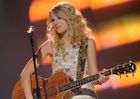 Taylor Swift : taylor_swift_1225659610.jpg