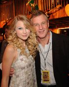 Taylor Swift : taylor_swift_1225659647.jpg