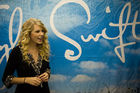 Taylor Swift : taylor_swift_1233681692.jpg