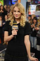 Taylor Swift : taylor_swift_1235096899.jpg