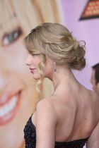 Taylor Swift : taylor_swift_1246582156.jpg