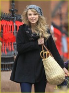 Taylor Swift : taylor_swift_1291901112.jpg