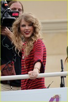 Taylor Swift : taylor_swift_1305395285.jpg