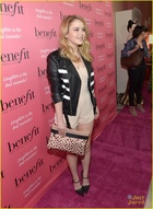 Taylor Spreitler : taylor-spreitler-1412095540.jpg