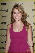 Taylor Spreitler : taylorspreitler_1283448010.jpg