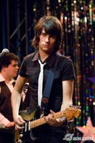 Teddy Geiger : teddy_geiger_1226515805.jpg