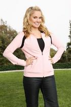 Tiffany Thornton : tiffanythornton_1309036169.jpg