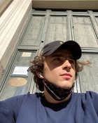 Timothee Chalamet : timothee-chalamet-1602685393.jpg