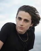 Timothee Chalamet : timothee-chalamet-1642065549.jpg