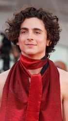 Timothee Chalamet : timothee-chalamet-1662308542.jpg