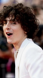 Timothee Chalamet : timothee-chalamet-1665862183.jpg