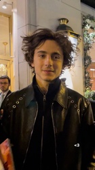 Timothee Chalamet : timothee-chalamet-1674838999.jpg